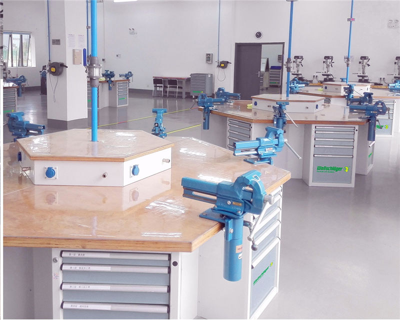 現代鉗工實訓室